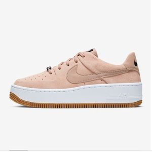 Nike Air Force 1 Sage Low ALMOST NEW
